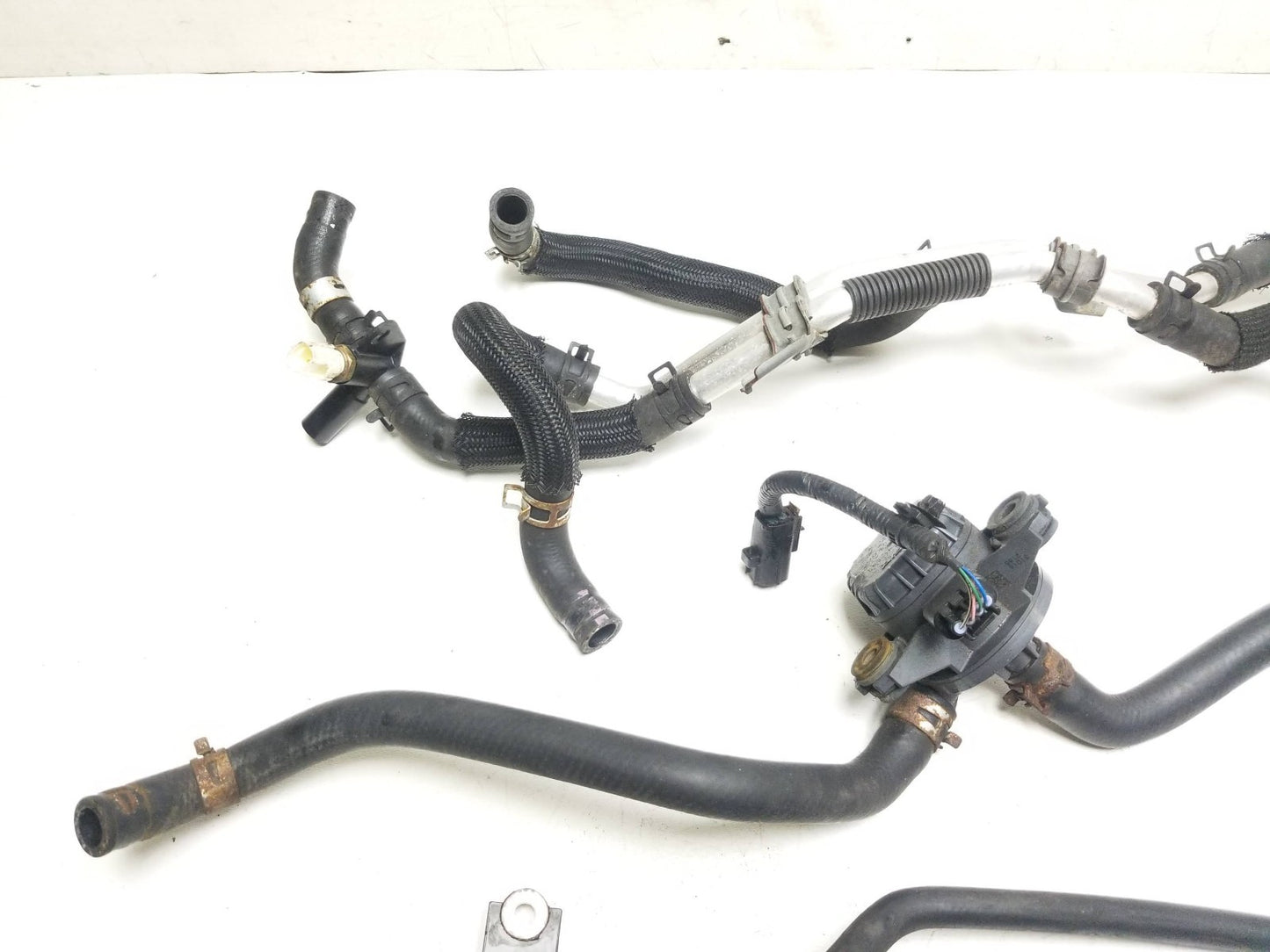 11-17 Lexus CT200h Coolant Hose Pipe Oem✅