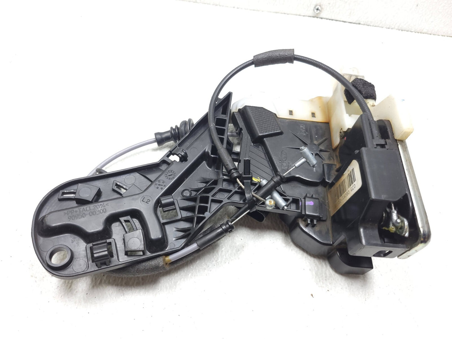 14 15 16 Hyundai Elantra Door Lock Latch Actuator Front Left Driver Side OEM Sdn