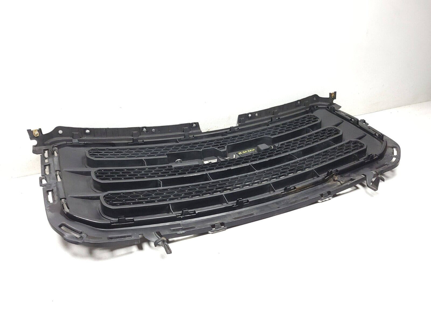 13 14 15 GMC Acadia Front Bumper Grille 22785561 OEM