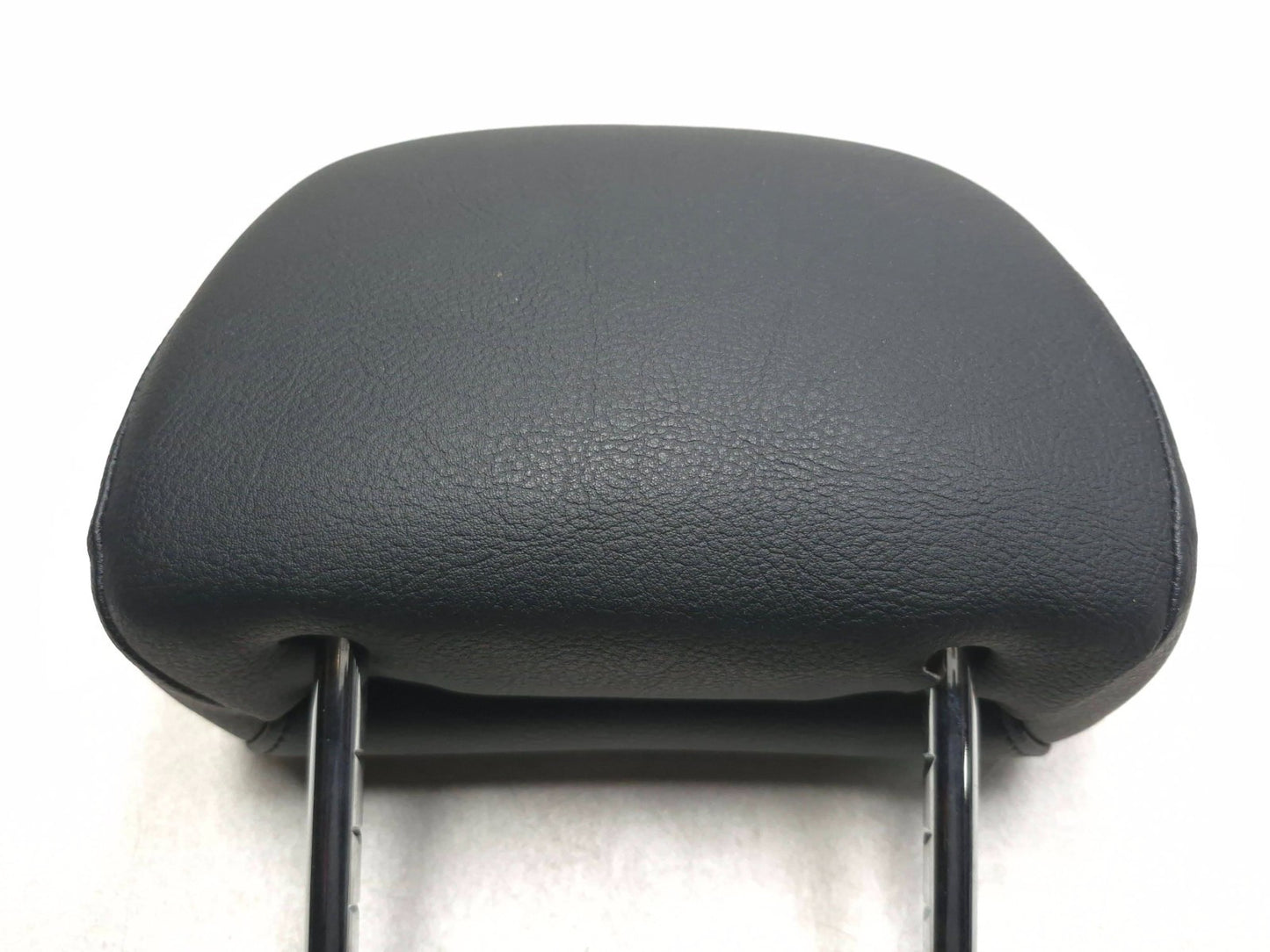 2005 BMW 325i Front Seat Headrest Pair OEM