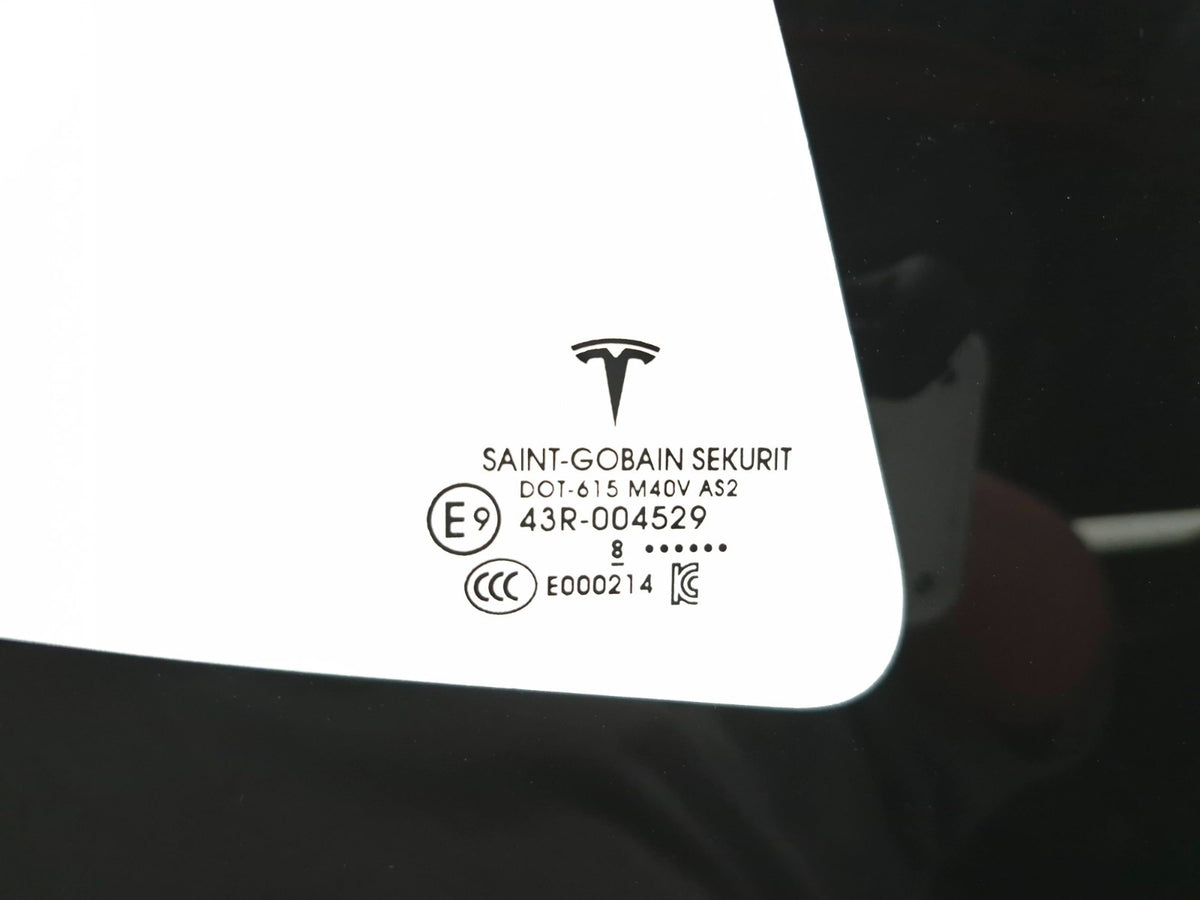 2018 Tesla Model 3 Rear Quarter Window Glass Right Passenger Side OEM