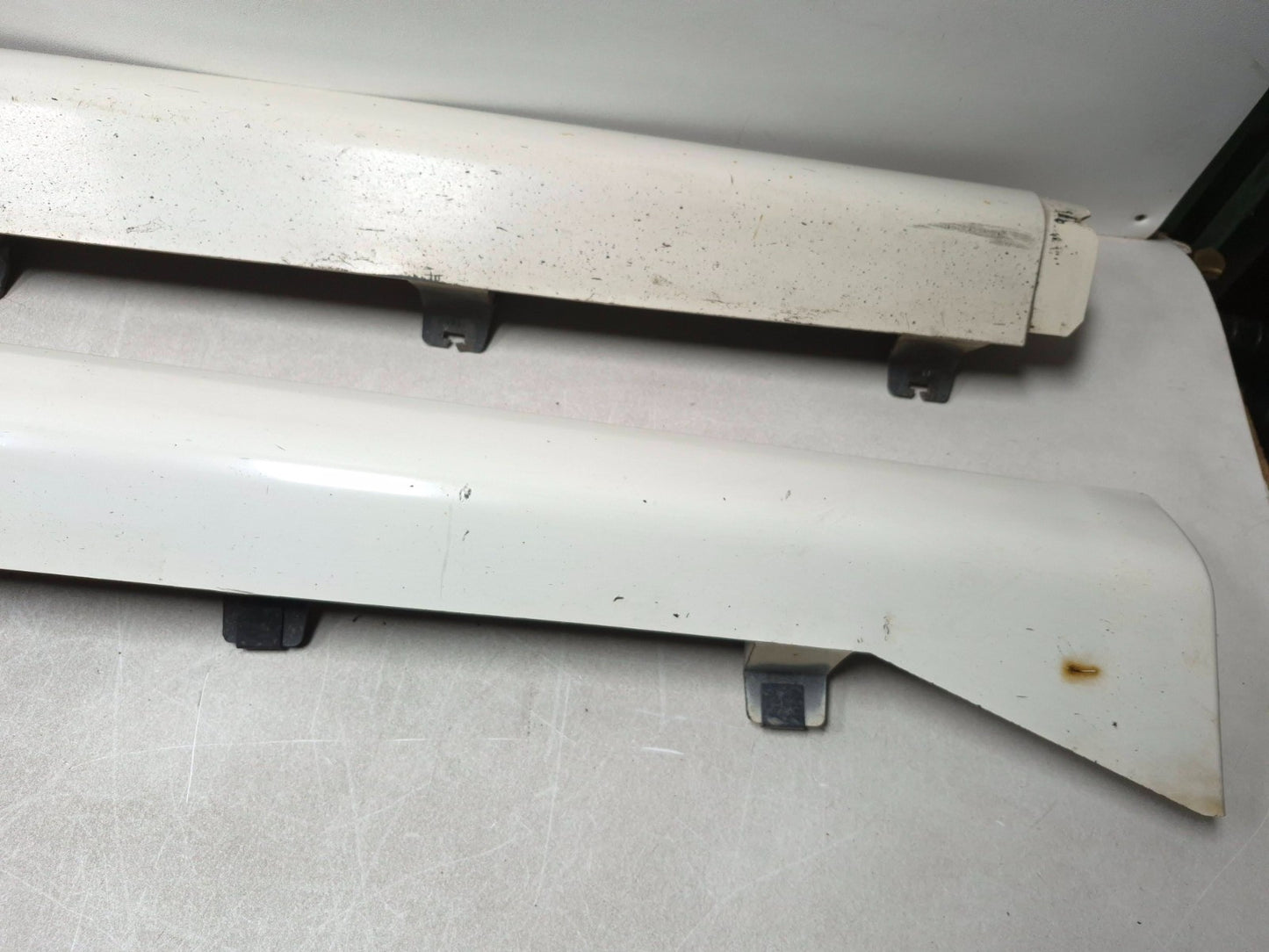 2013 Dodge Grand Caravan Rocker Panel Skirt Molding Pair Oem✅