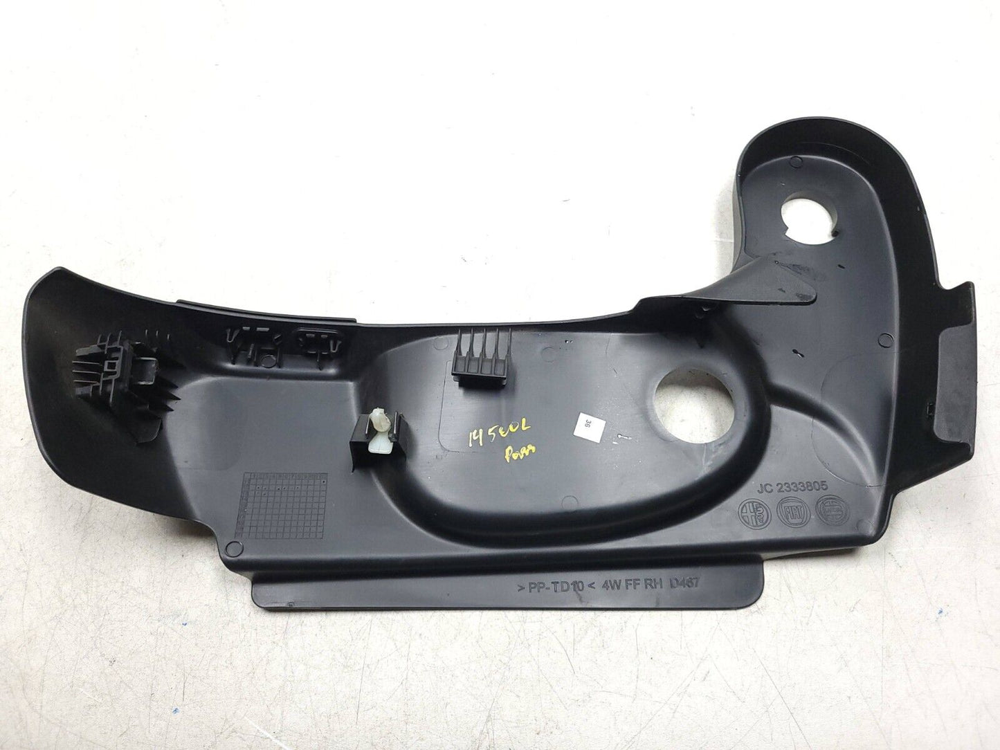 2014 - 2017 Fiat 500l Front Seat Side Cover Trim Handle Passenger Right 4pcs OEM