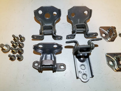 2015 Subaru Forester Front Passenger Door Hinge & Latch 6pcs OEM