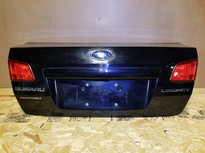10 11 12 13 14 Subaru Legacy Srunk Lid W/ Tail Light  OEM