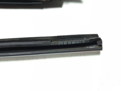 2020 Tesla Model 3 Front Door Seal & Belt Molding Passenger Side 3 Pcs OEM