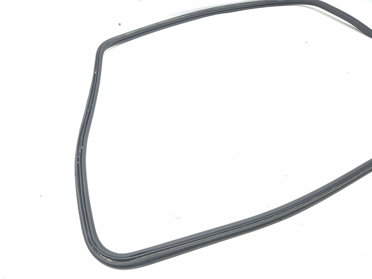 2011 BMW 750li Trunk Weatherstrip Seal Oem✅