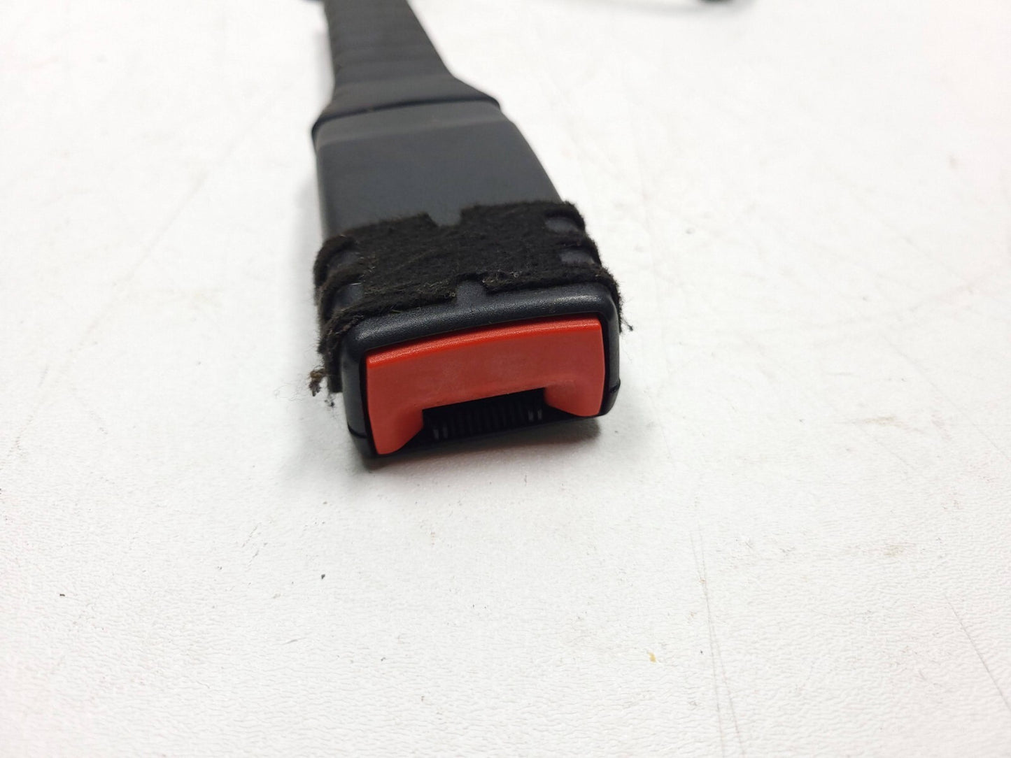 2011 - 2015 Audi A4 Front Seat Belt Buckle Passenger Side Right OEM