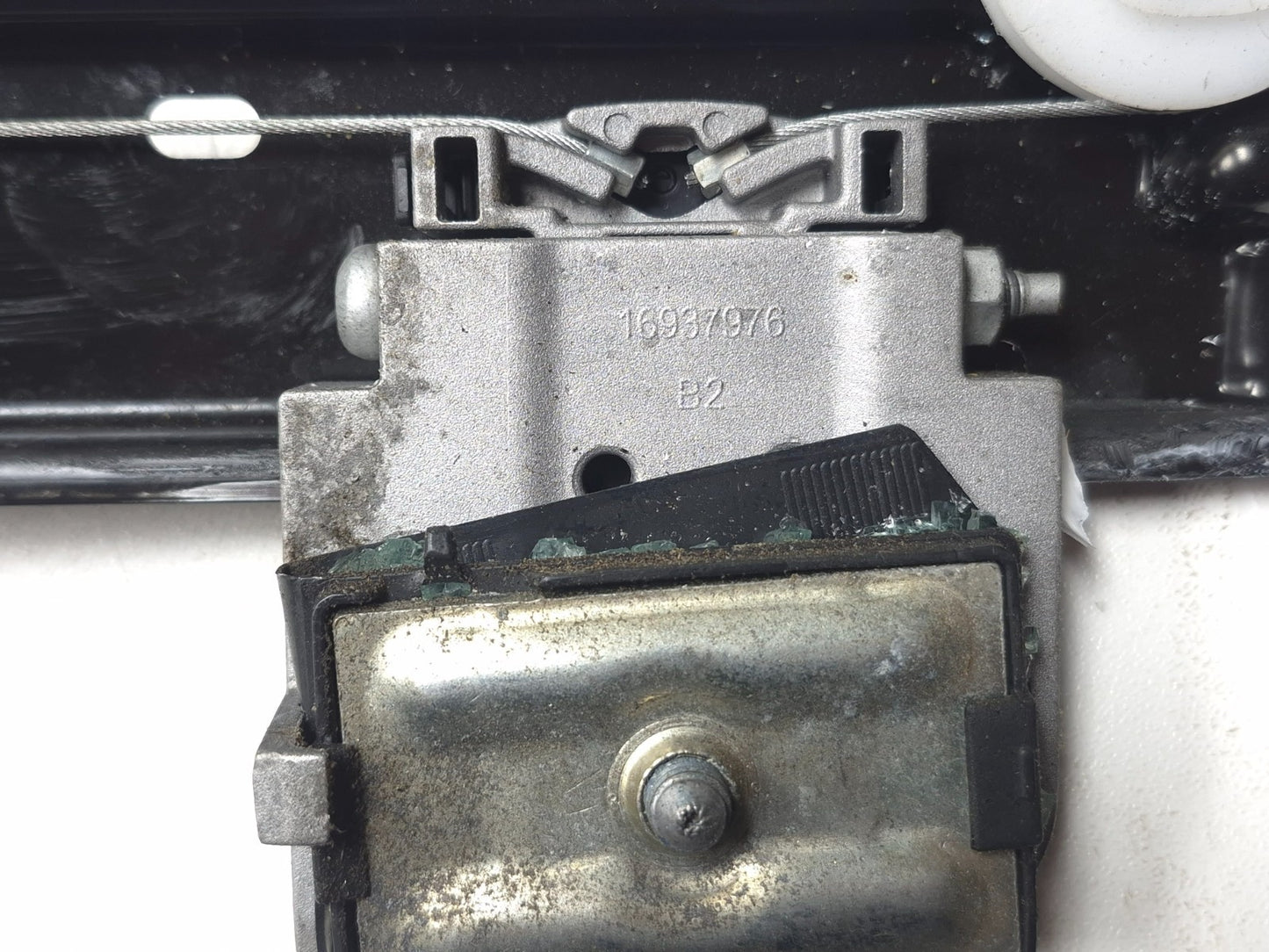 2019 Tesla Model 3 Front Door Window Regulator & Motor Driver Side Left OEM