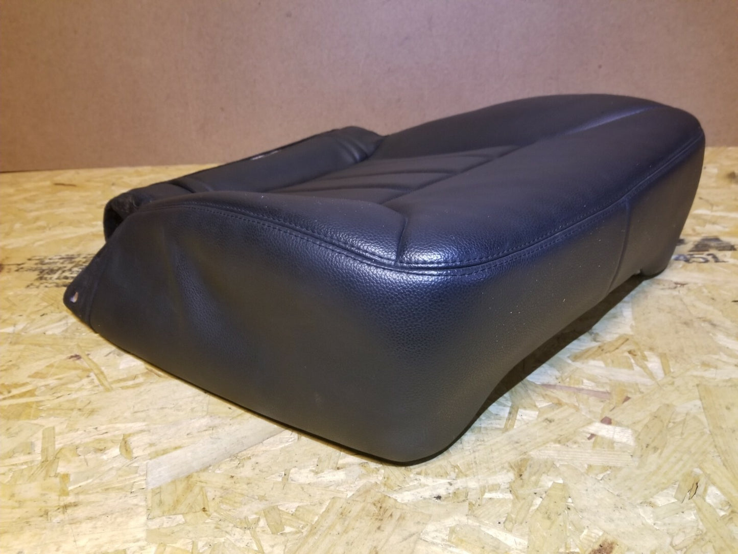 2010 Mercedes-benz R350 Seat Lower Cushion 2nd Row Passenger Side Right OEM