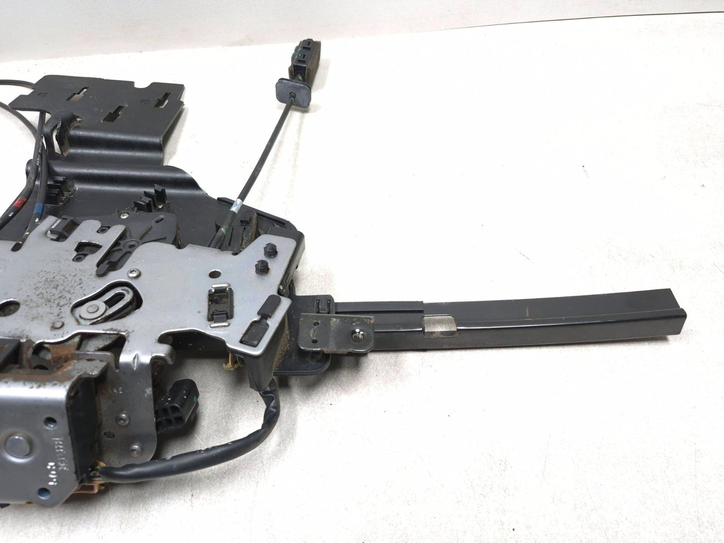 2013 Dodge Grand Caravan Sliding Door Lock Latch Actuator Passenger Side Oem✅