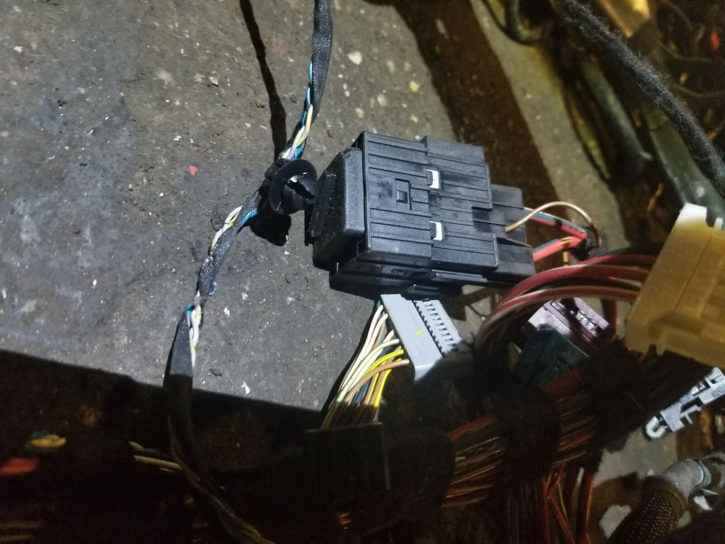 2011 BMW 128i E82 Dash Interior Main Fuse Box Wire Harness OEM