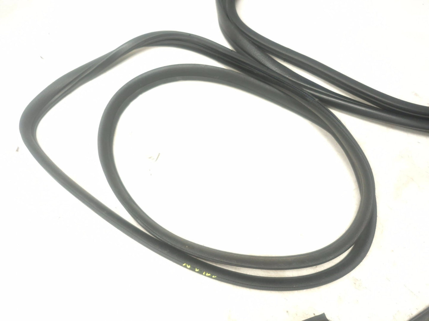2008 Acura Tl Door Weatherstrip Seal Front & Rear Driver Side Left OEM