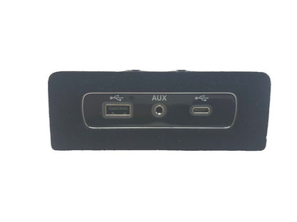 2024 Alfa Romeo Stelvio Console Type-c Aux Usb  OEM