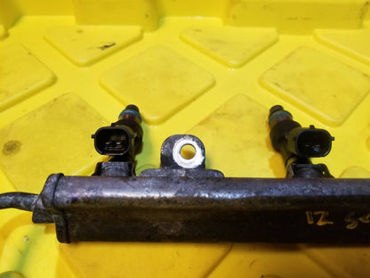 07 - 12 Nissan Sentra Fuel Rail W/ Injectors 2.0l OEM