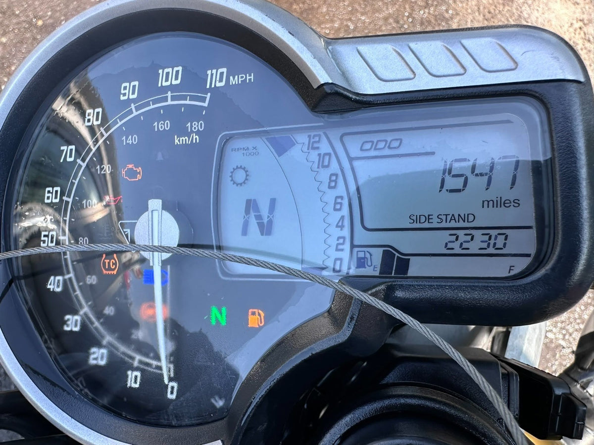 2024 Triumph Speed 400 Instrument Cluster OEM