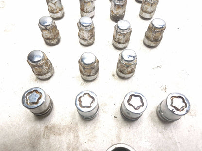 2007 Acura Tl Wheel Lug Nut & Lock 19pcs OEM