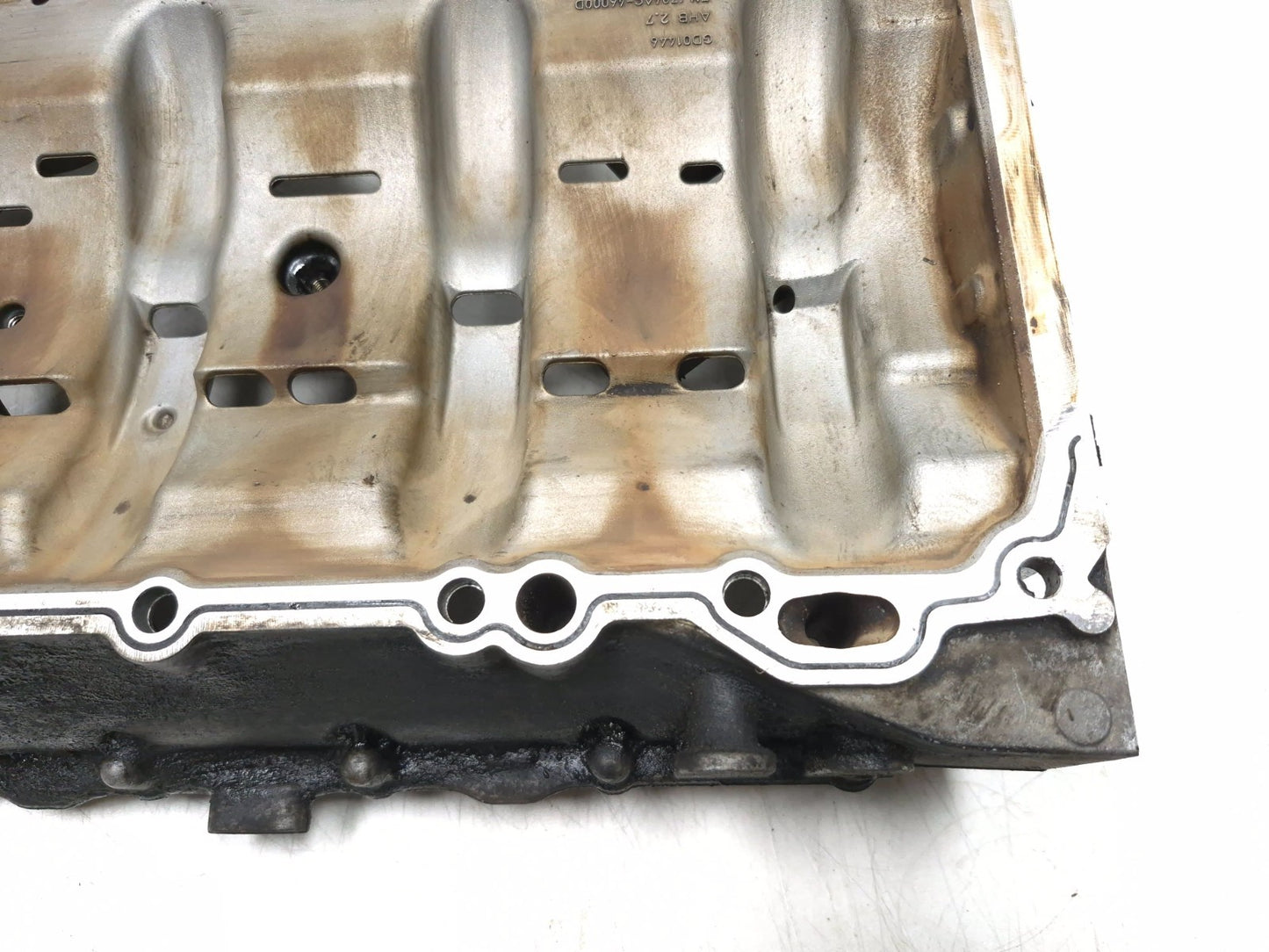 2011 Volkswagen Tiguan Engine Oil Pan Upper 2.0l OEM