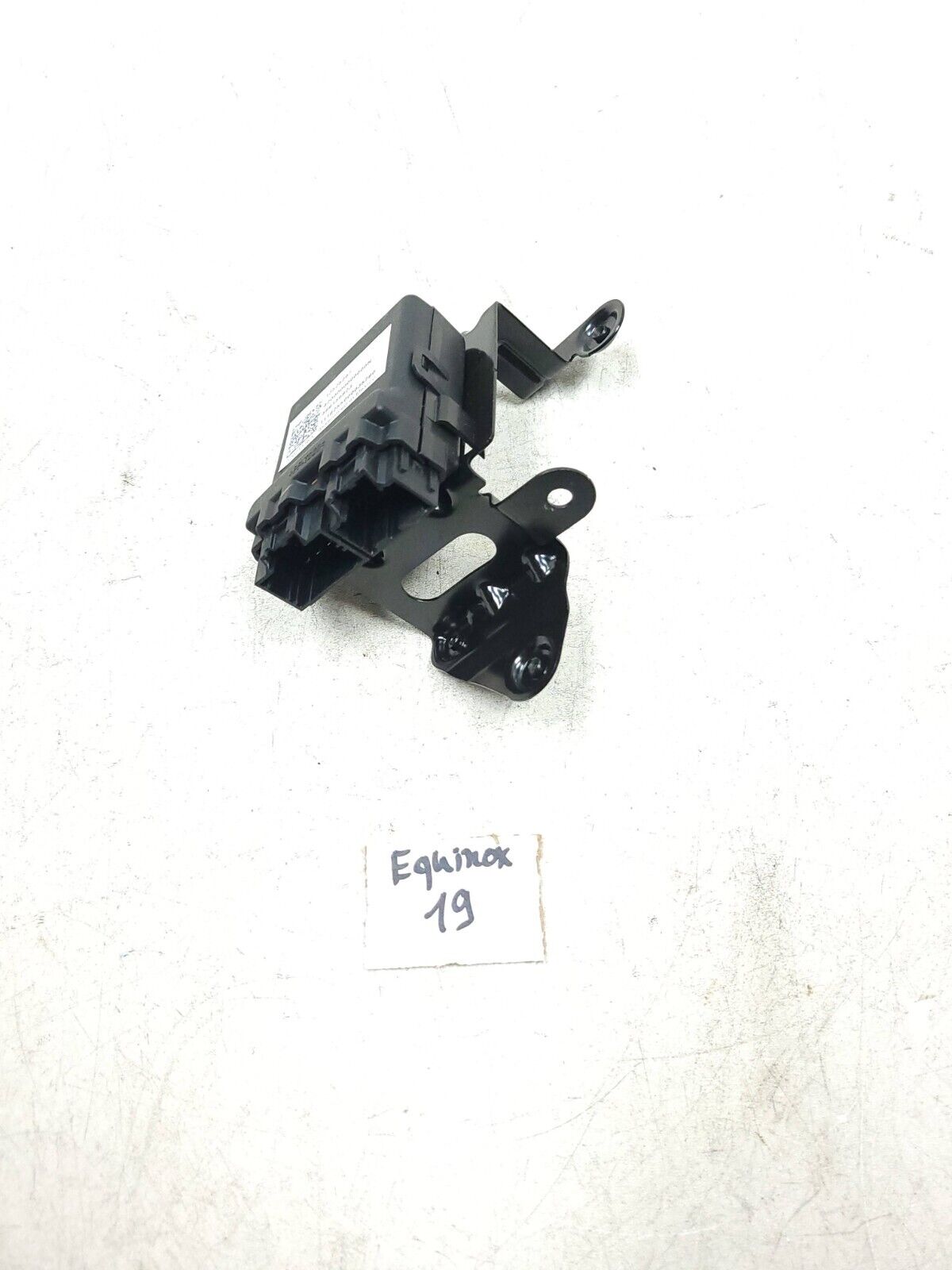 18-21 Chevrolet Equinox Front Passenger Seat Occupant Sensor Control Module OEM