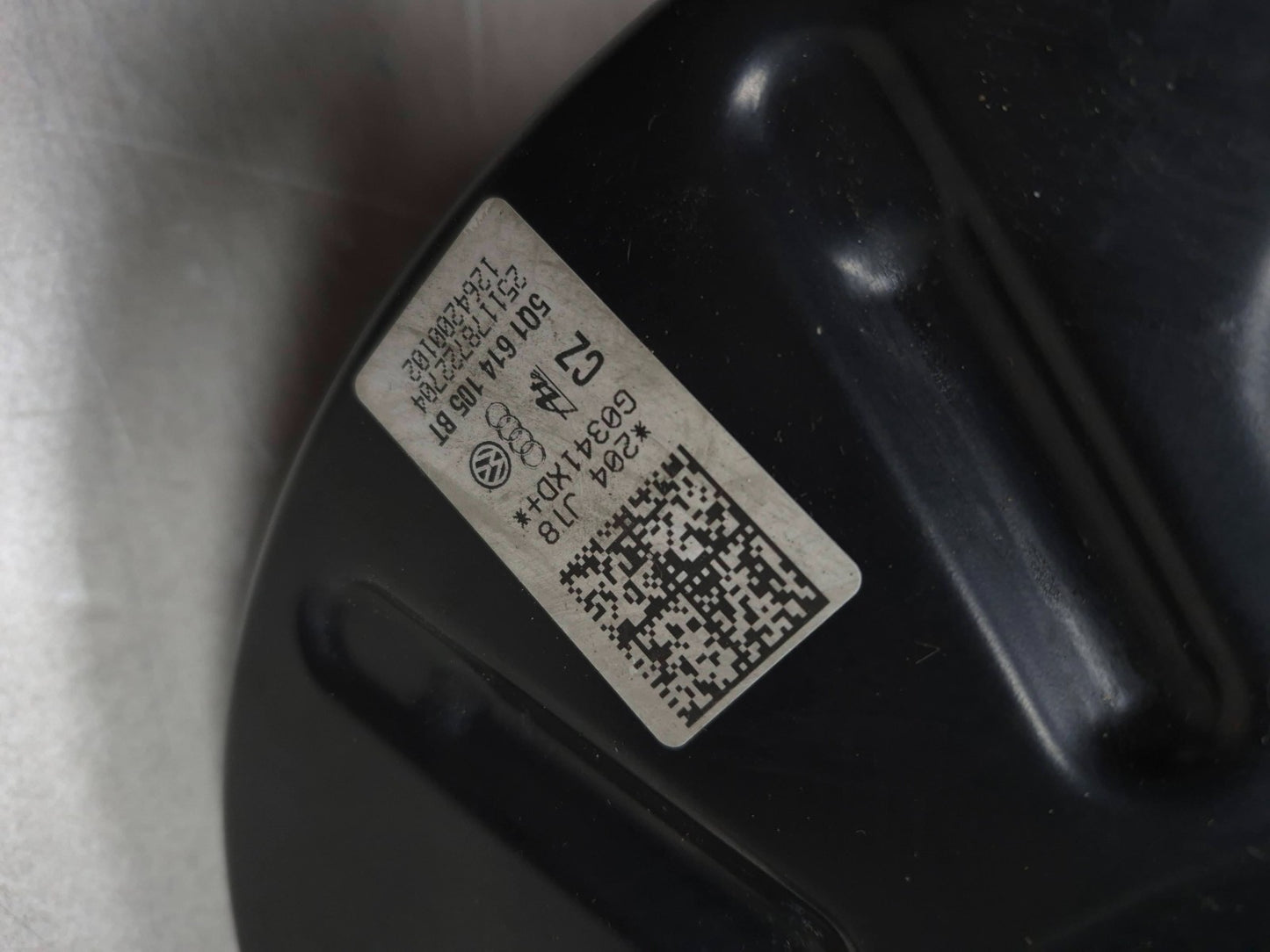 2015 Volkswagen Golf Power Brake Booster & Mater Cylinder OEM