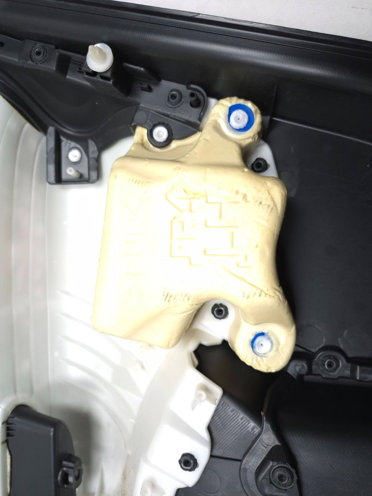 2015 Nissan Juke Door Panel Trim Front Driver Side Left OEM