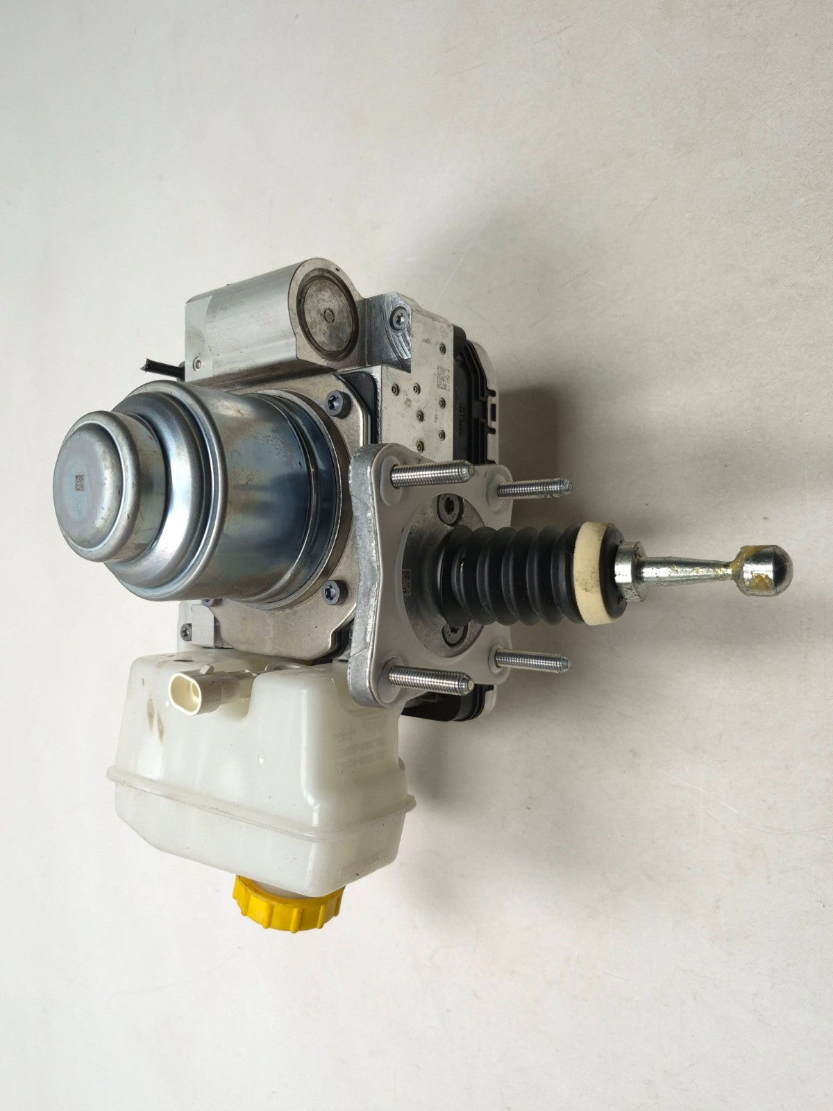 2024 Alfa Romeo Stelvio Power Brake Booster W/ Master Cylinder OEM