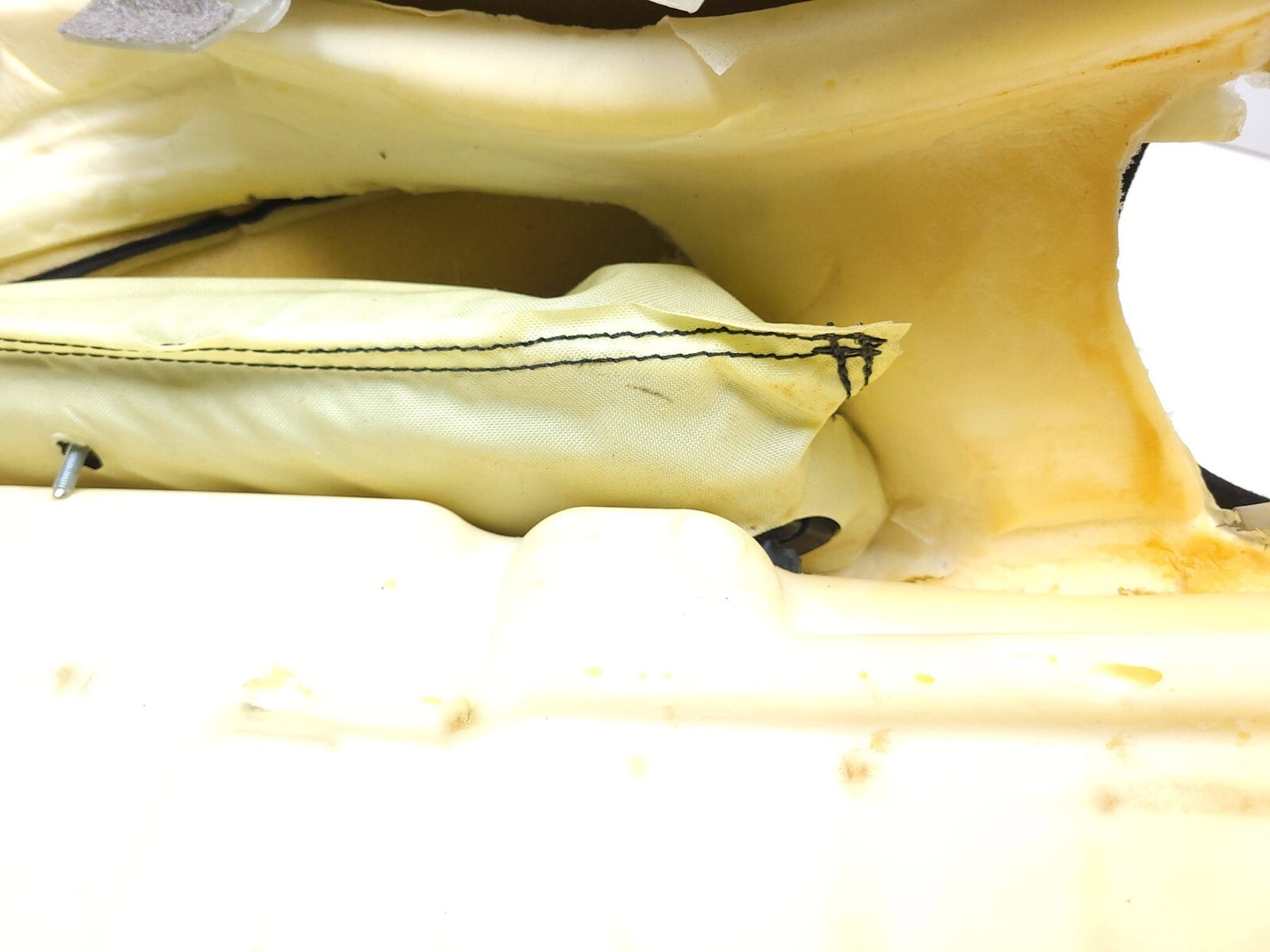 2010- 2020 Dodge Grand Caravan Front Upper Seat Cushion Passenger Side Right OEM