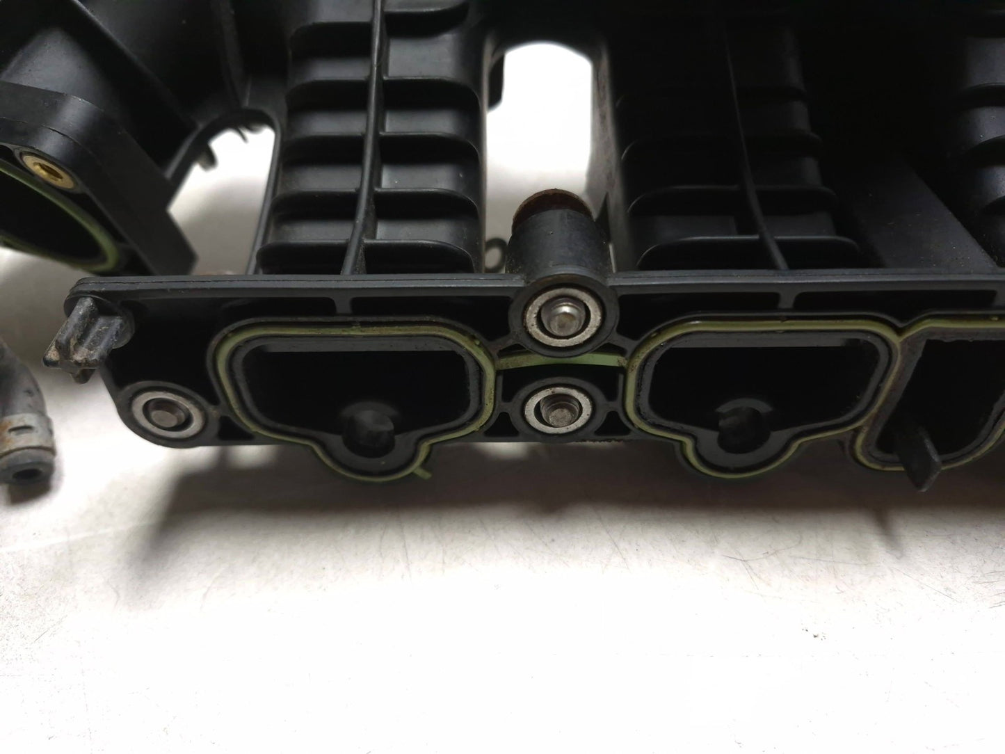 2014 Chevrolet Cruse Ls Intake Manifold OEM
