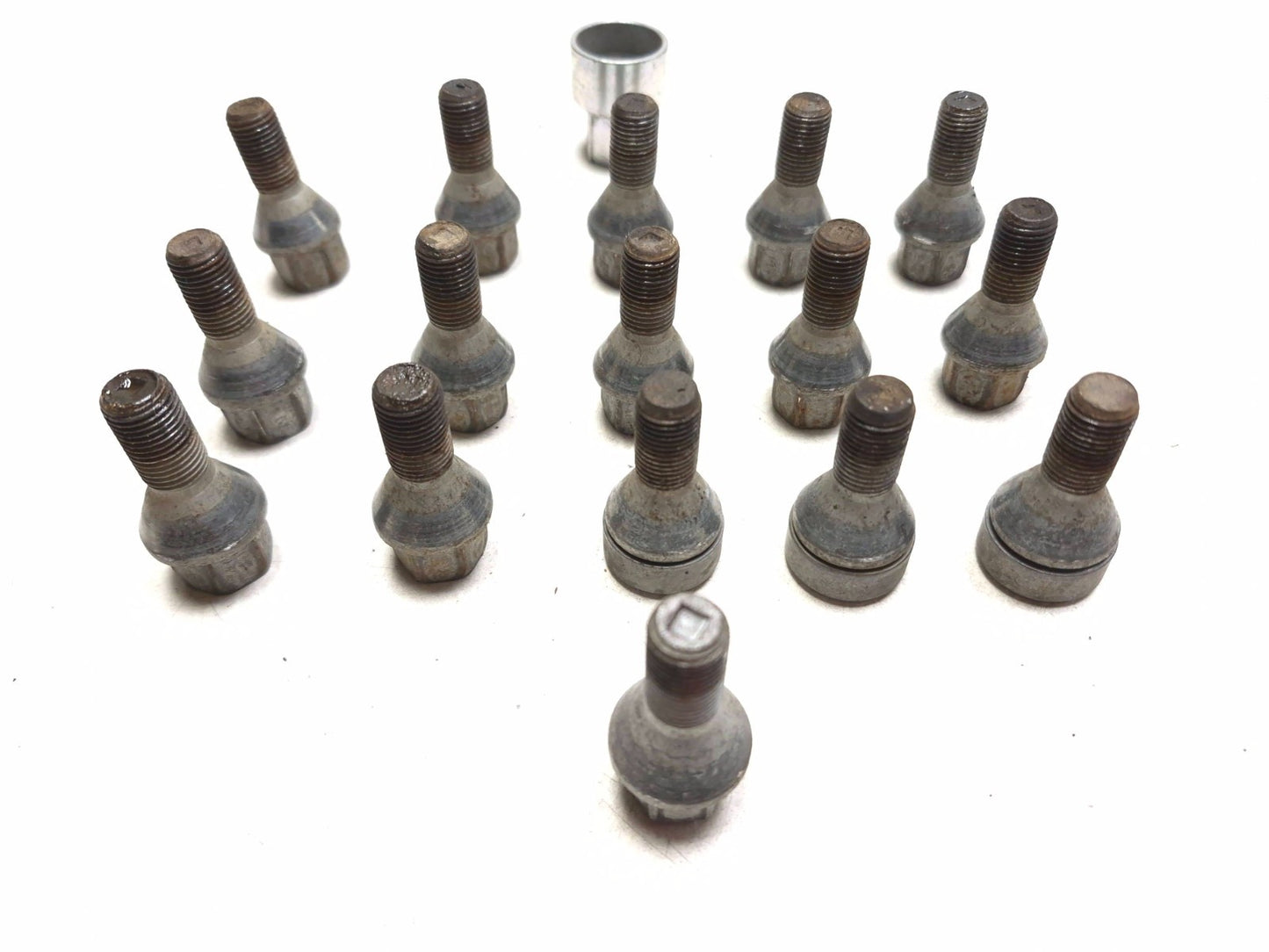 2013 Fiat 500 Turbo Wheel Bolt & Locking Nut 17pcs OEM