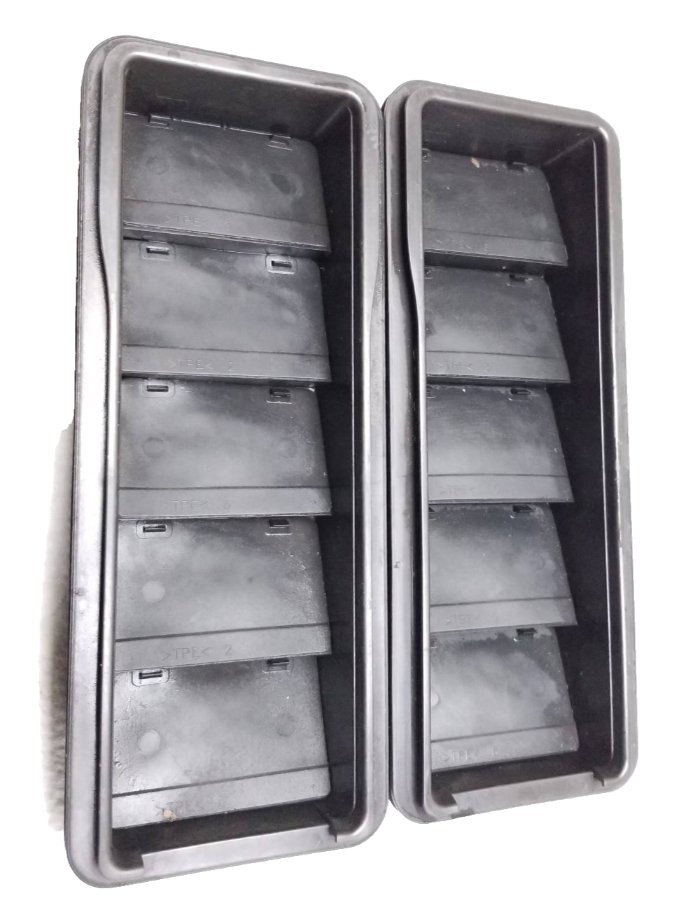 2017 Jaguar Xe Rear Side Body Quarter Panel Vent Grille OEM Dpla-280b62-a