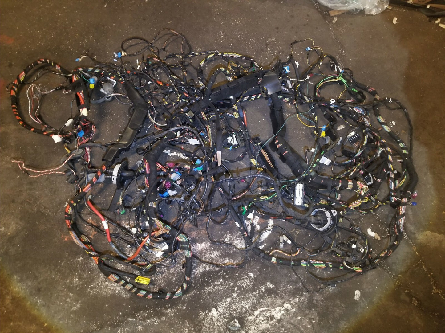 2011 BMW 128i E82 Dash Interior Main Fuse Box Wire Harness OEM