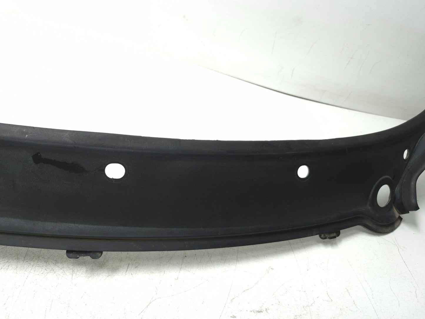 2008 BMW X6 E71 Windshield Wiper Cover Vent Cowl Grille Panel OEM