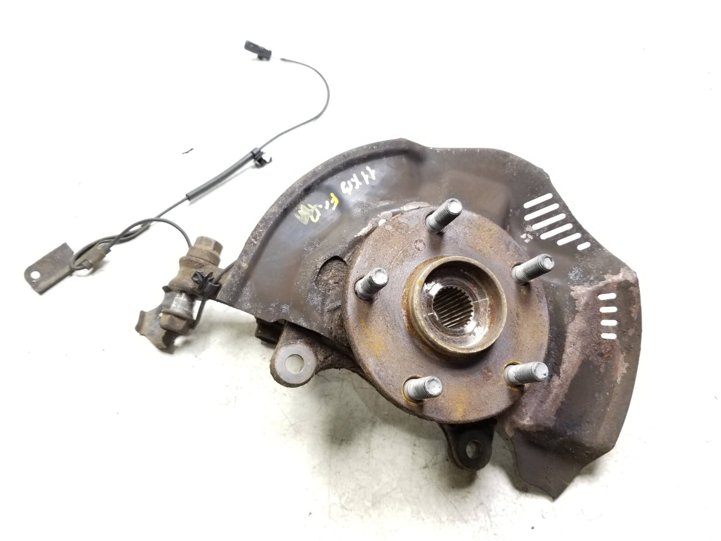 2011 Scion Xb Front Spindle Knuckle Wheel Hub Driver Side Left OEM