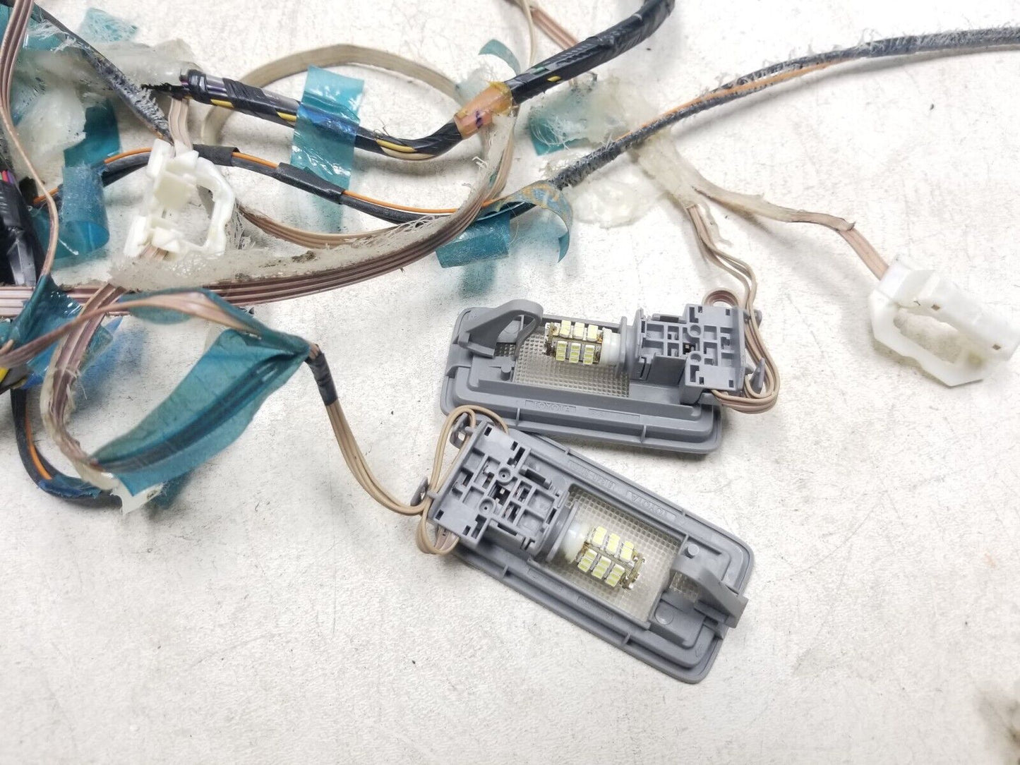 2007-2011 Toyota Camry Headliner Roof Wire Harness W/ Interior Light Lamp OEM
