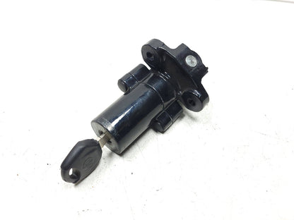 2021 Yamaha Mt-03 Ignition Lock Switch & Lock Fuel Cap Set OEM