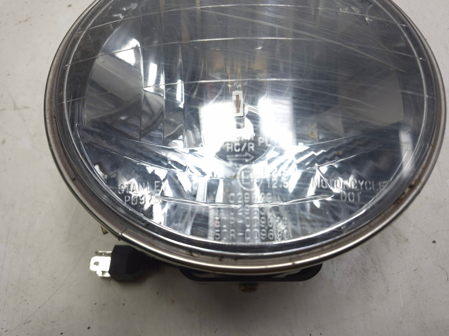 2001 Kawasaki Vulcan 1500 Vn1500 Classic Headlight OEM