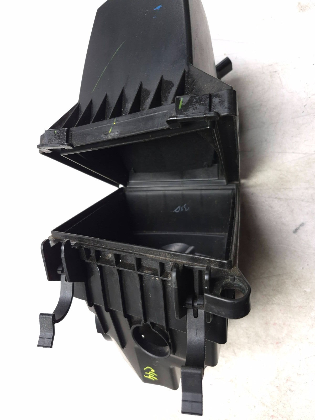 2019 Ford Ecosport Air Filter Housing Box OEM