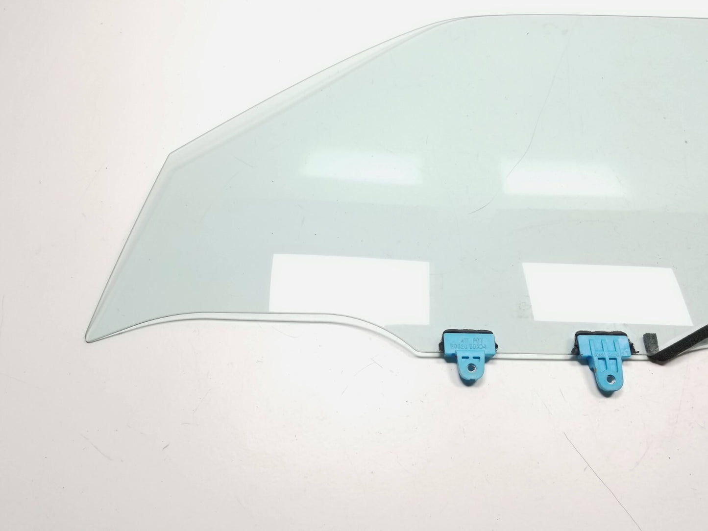 2013 Nissan Juke Door Window Glass Front Driver Side Left OEM
