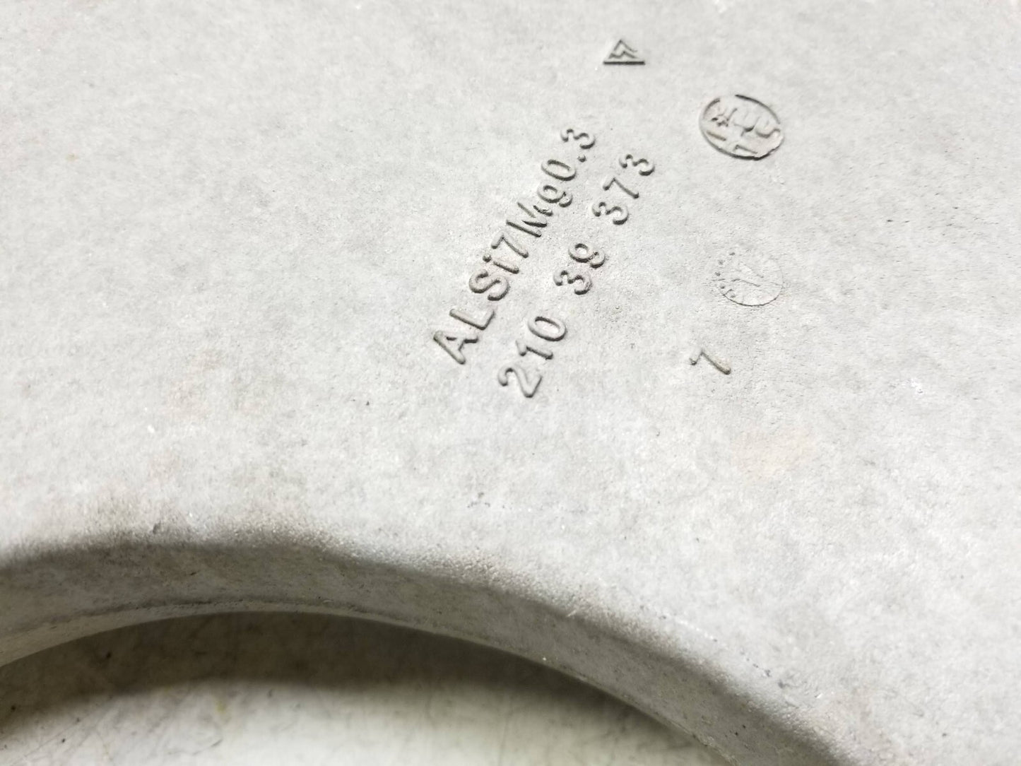 2017-2023 Alfa Romeo Stelvio Rear Control Arm Passenger Side Right Set 4pcs OEM