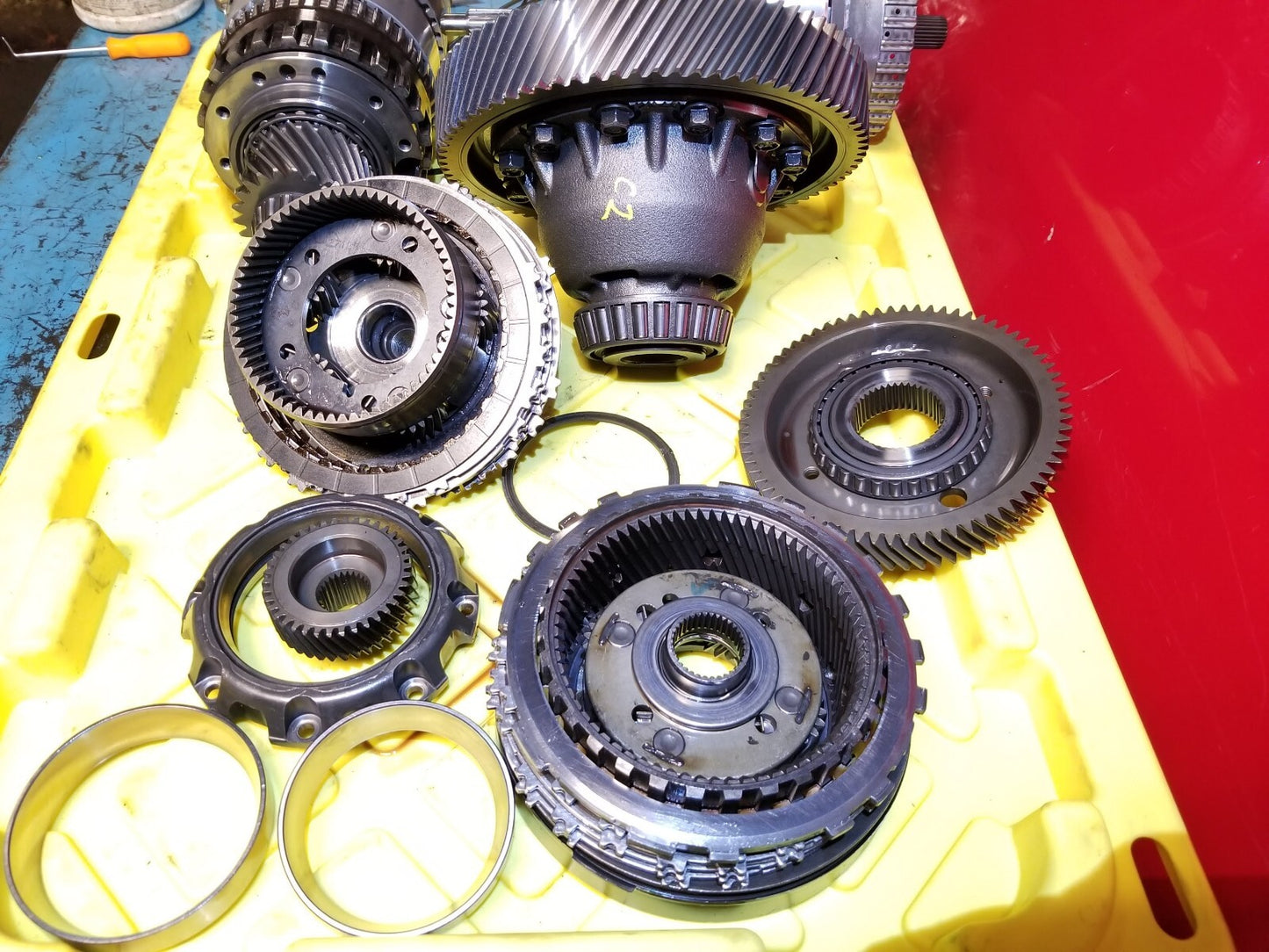 2013 Chrysler 200 Automatic Transmission Clutch Pack & Diff Gear 2.7l OEM