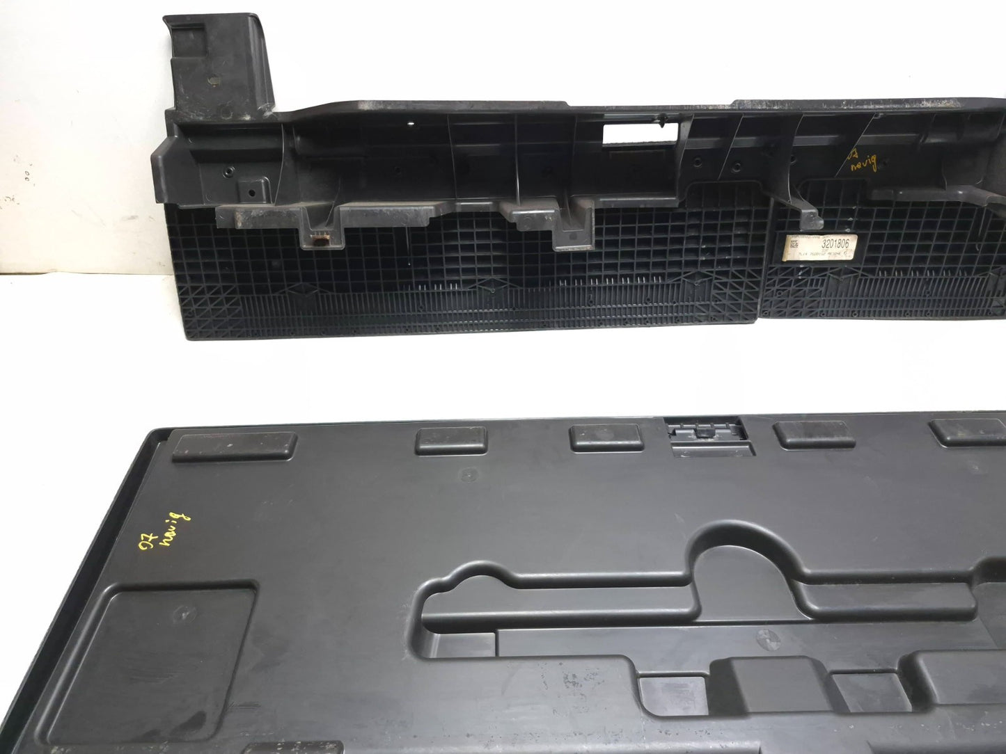 2007 Lincoln Navigator Rear Trunk Floor Carpet Cargo Cover OEM
