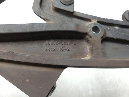 06 - 08 Kawasaki Ninja 650 Ex650 Left Foot Peg Rest & Bracket OEM