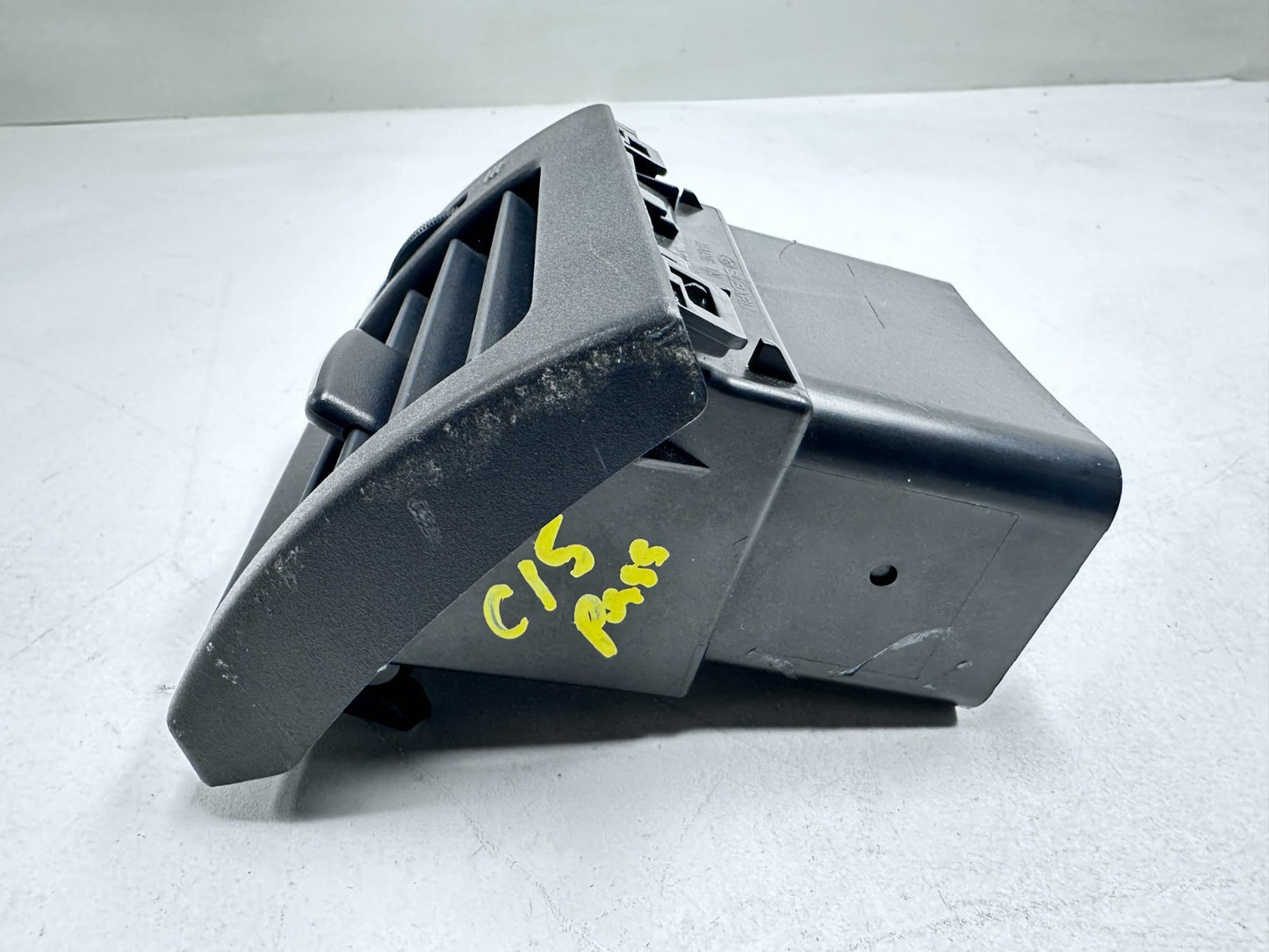 12-15 Subaru Impreza Dash Air Vent Pair OEM Sedan