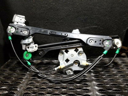 05 06 07 Dodge Magnum Front Right Passenger Door Window Regulator & Motor OEM