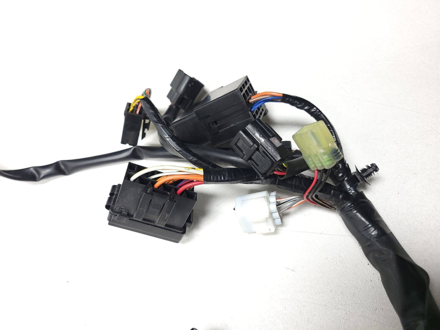 2013 - 2019 Suzuki Gsxr600 Gsxr750 Main Wire Harness  OEM