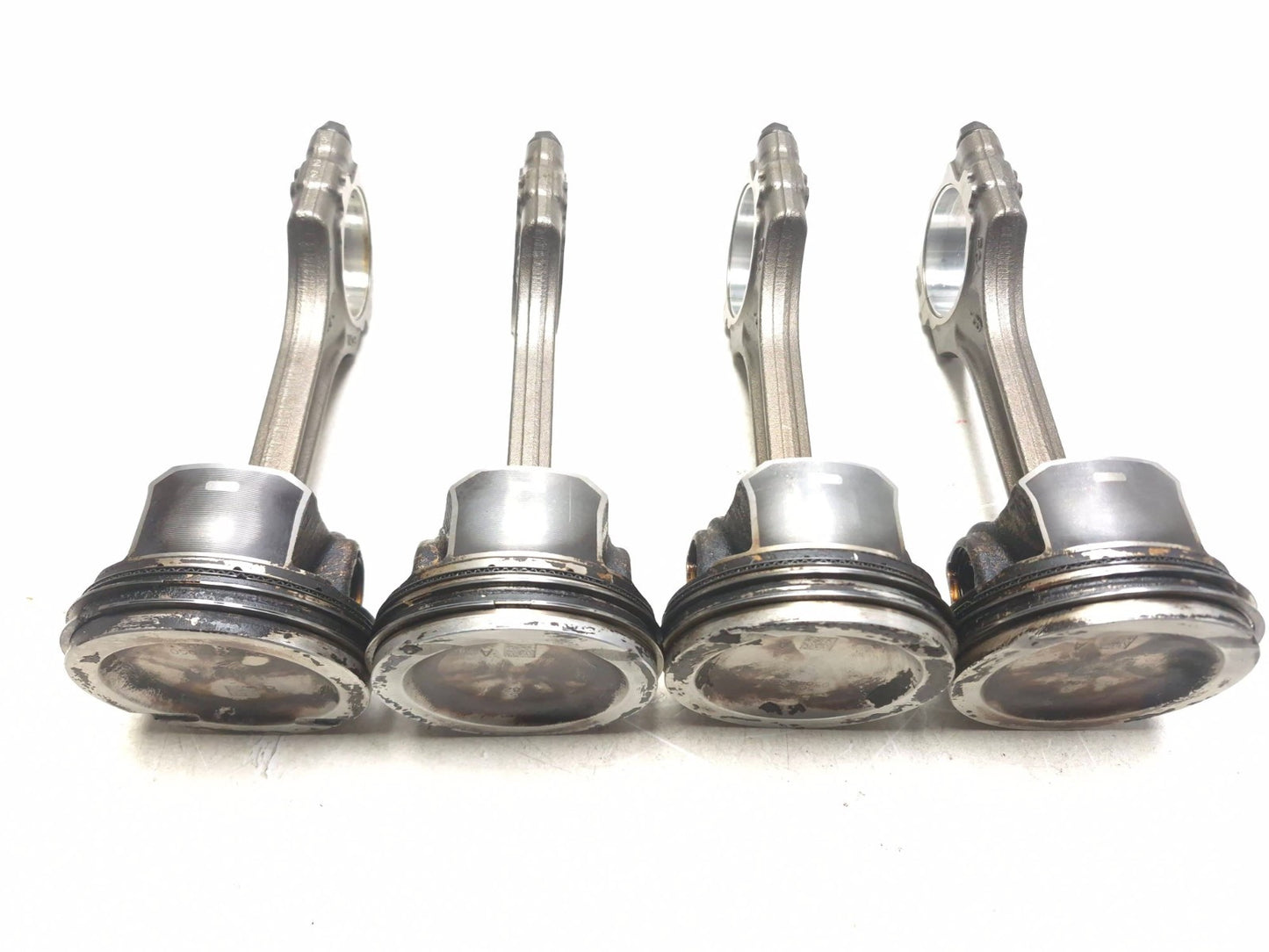 2021 Alfa Romeo Giulia Ti Sport Engine Piston & Connecting Rod 4 Pcs OEM