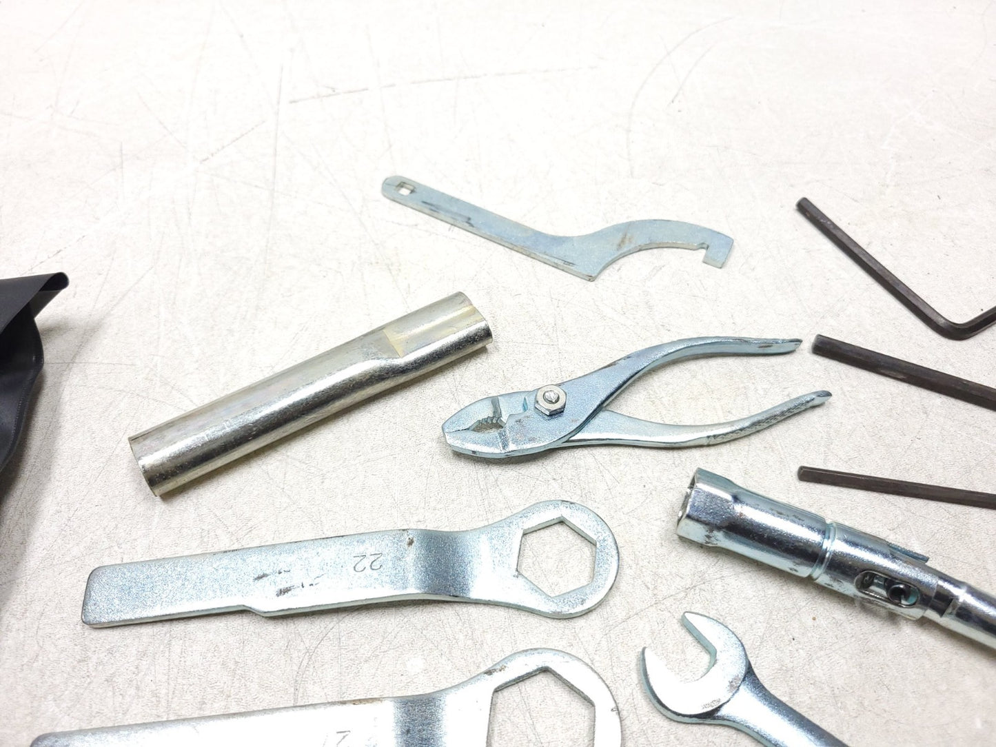 06 - 08 Kawasaki Ninja 650 Ex650 Tool Kit OEM