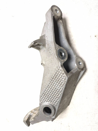 2007 Saab 9-5 Aero Engine Mount Bracket 2pcs OEM