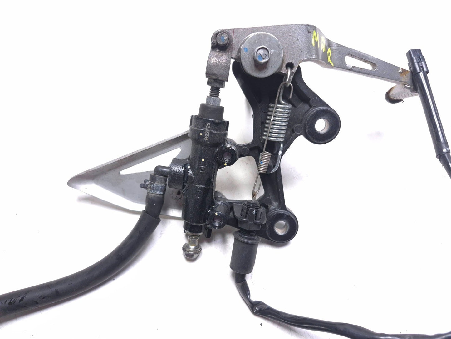 2023 Kawasaki Er400 Z400 Front Right Foot Peg & Master Cylinder & Pedal OEM