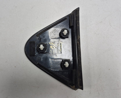 2015 Nissan Juke Rear Quarter Corner Cover Trim Left & Right OEM